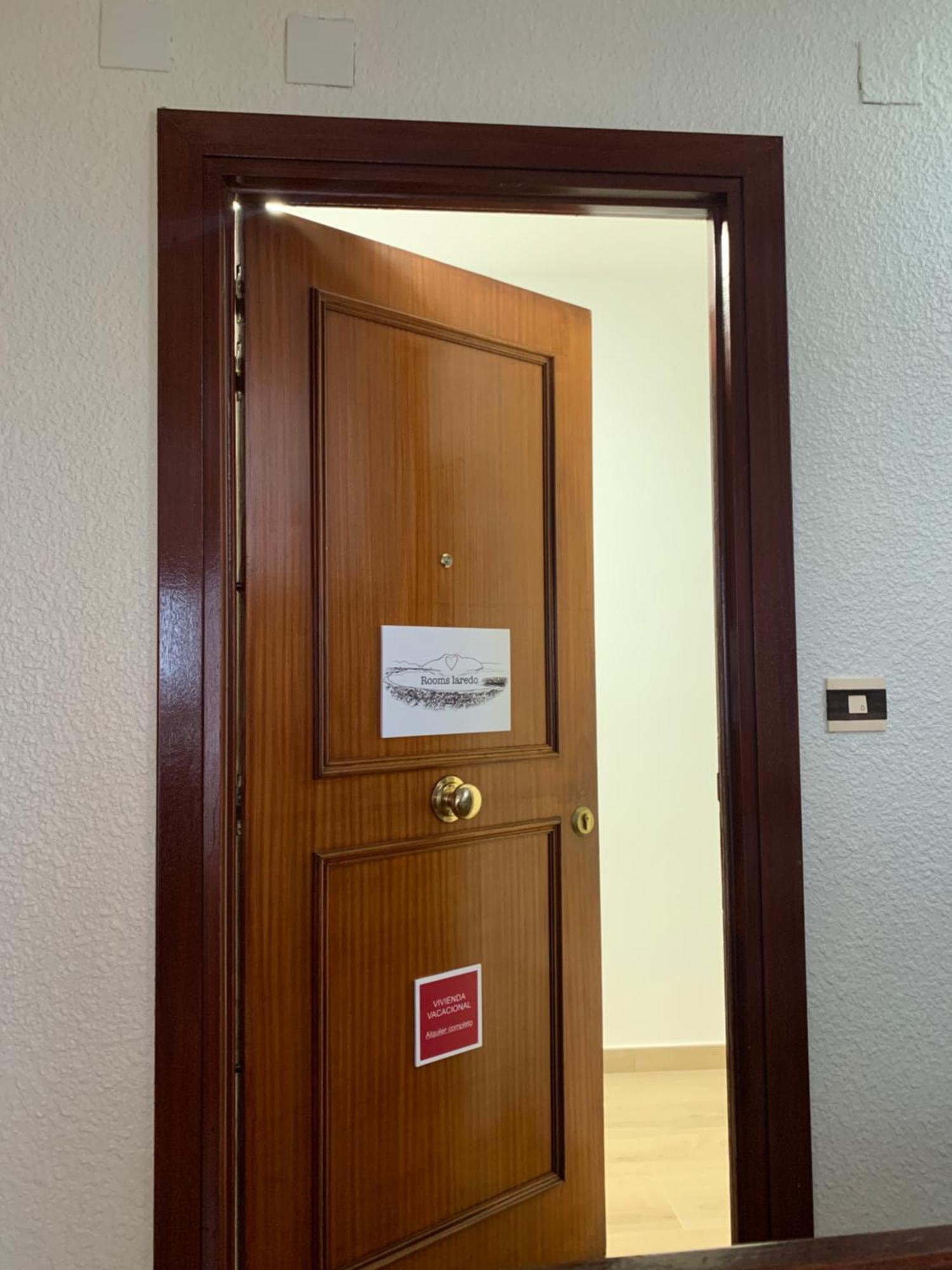 Rooms Laredo Eksteriør billede
